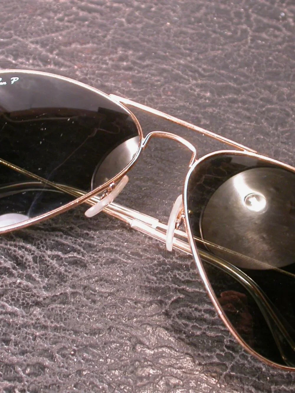 Ray Ban Gold Metal Aviator Shades Sunglasses ITALY RB3025 FRAME ONLY